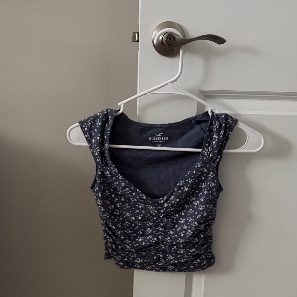 Hollister Navy Floral Crop Top